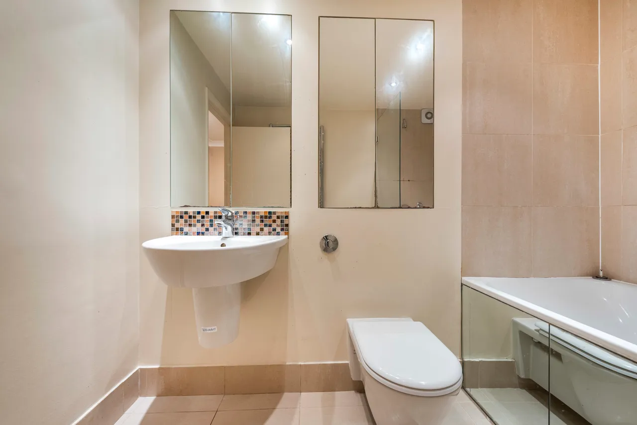 Castlebar Park, London Fees Apply, W5, photo 10