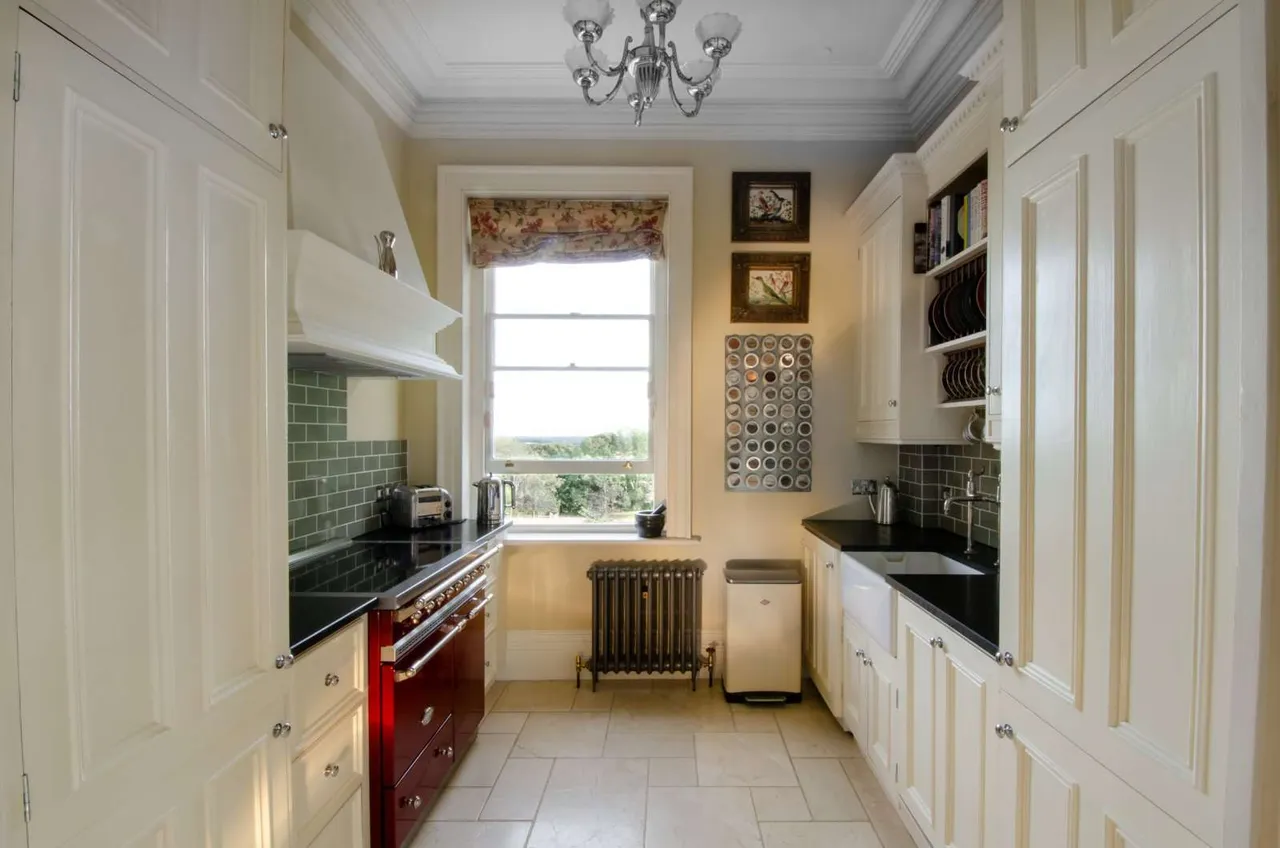 Tower Road, Coleshill, Amersham, Buckinghamshire, HP7 0LB, photo 4