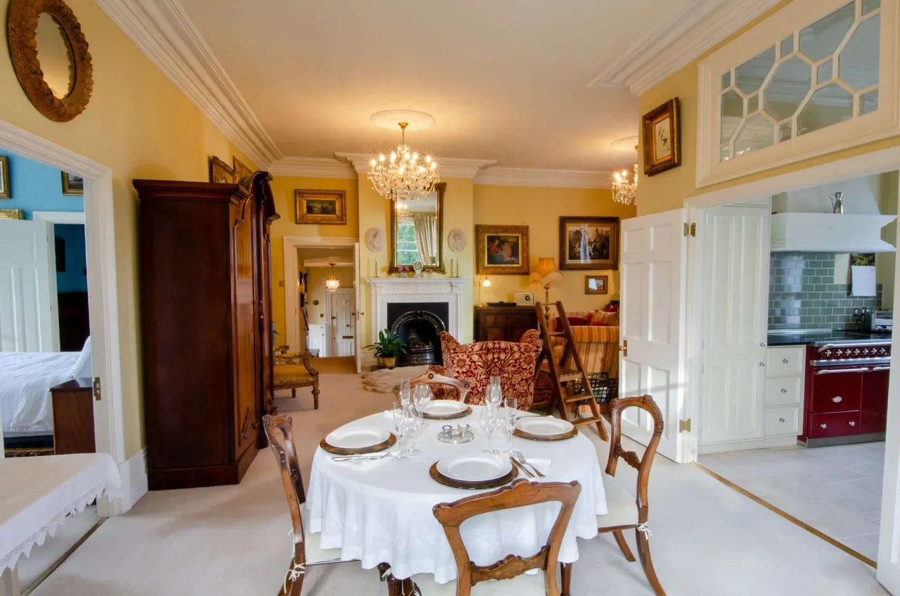 Tower Road, Coleshill, Amersham, Buckinghamshire, HP7 0LB, photo 6