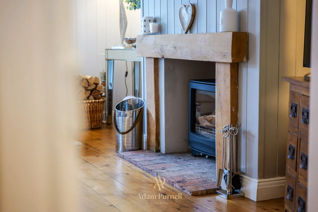 Main Street, Cadeby, CV13, photo 6