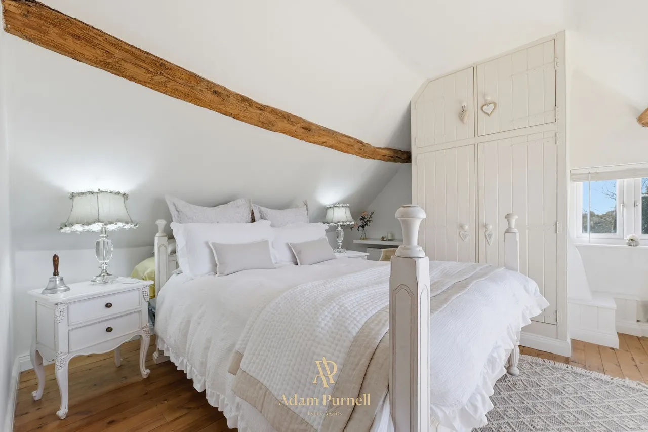 Main Street, Cadeby, CV13, photo 13