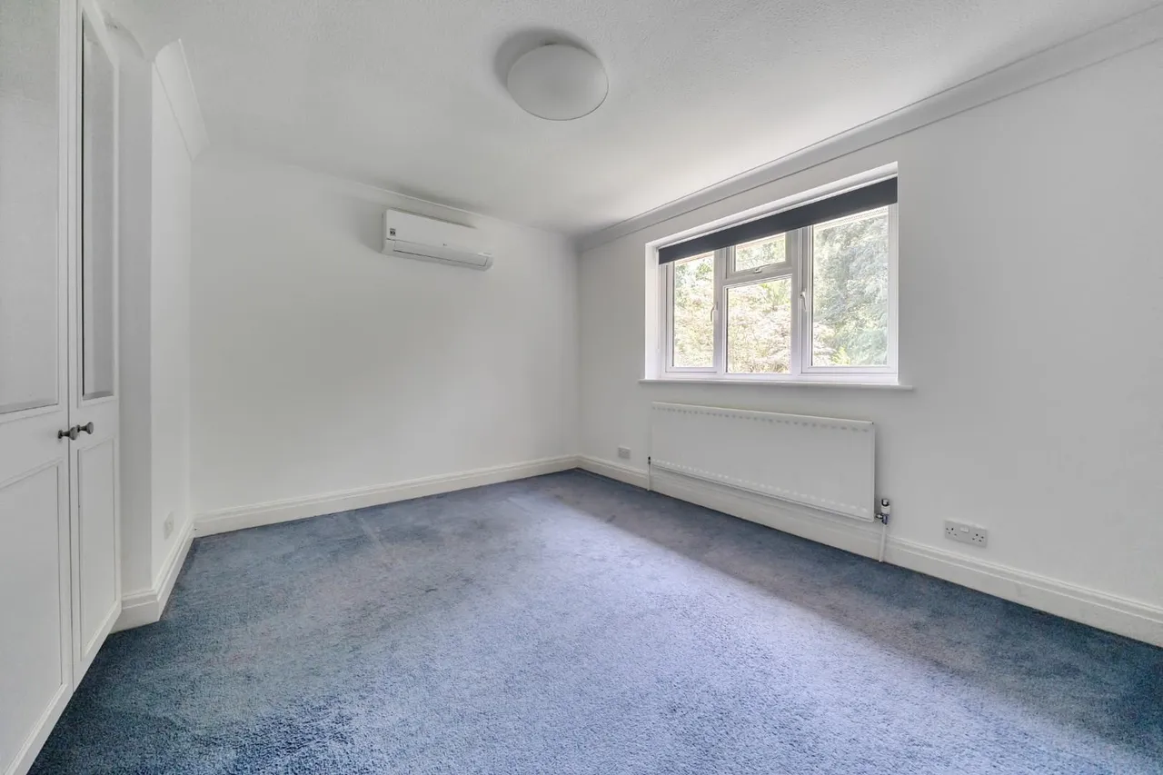 Wilton Crescent, Windsor, photo 10