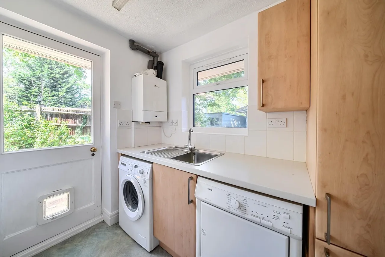 Wilton Crescent, Windsor, photo 6