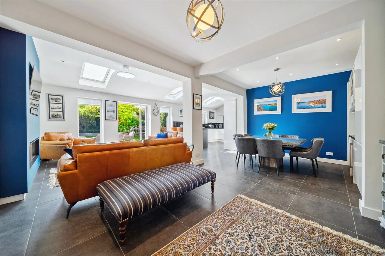 Dunstarn Drive, Leeds, photo 3