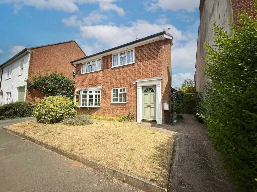 Rothschild Road, Wing LU7 0NL, photo 10