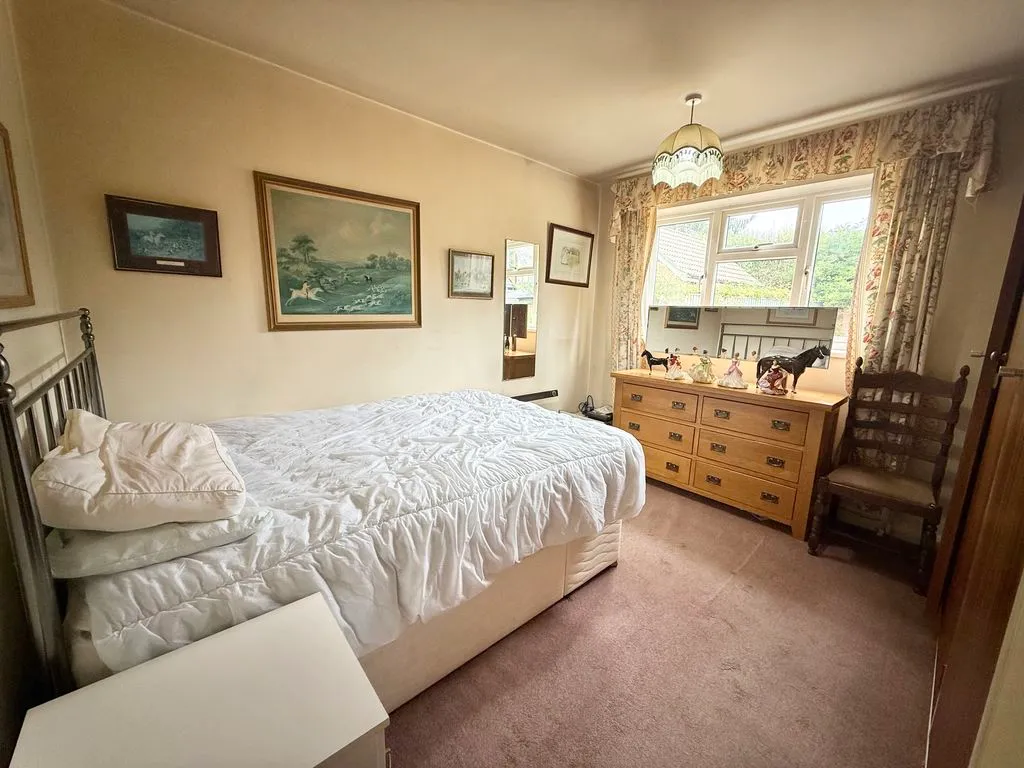 Rothschild Road, Wing LU7 0NL, photo 8