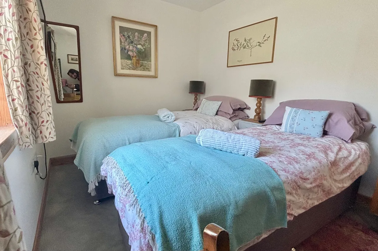 St. Gluvias Street, Penryn, TR10, photo 13