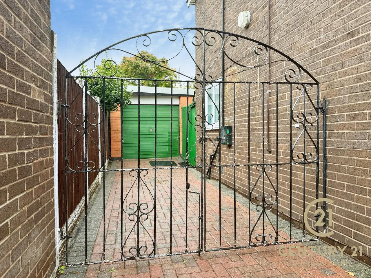 Redwood Road, Gateacre, L25, photo 18