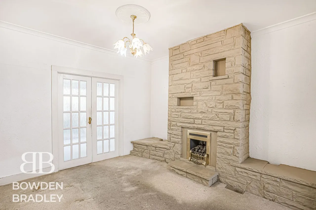 Clinton Crescent, Hainault, IG6, photo 37