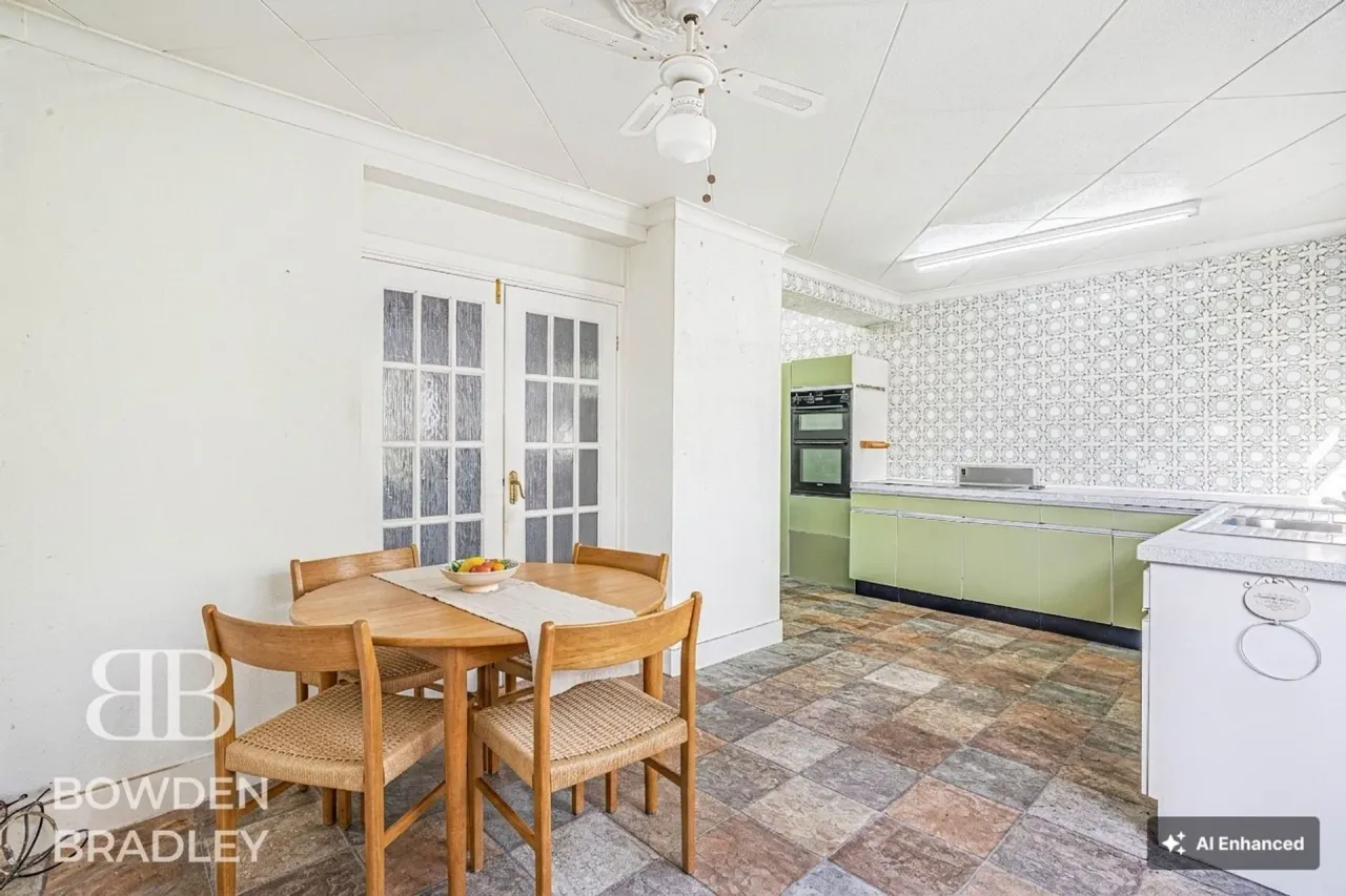Clinton Crescent, Hainault, IG6, photo 15