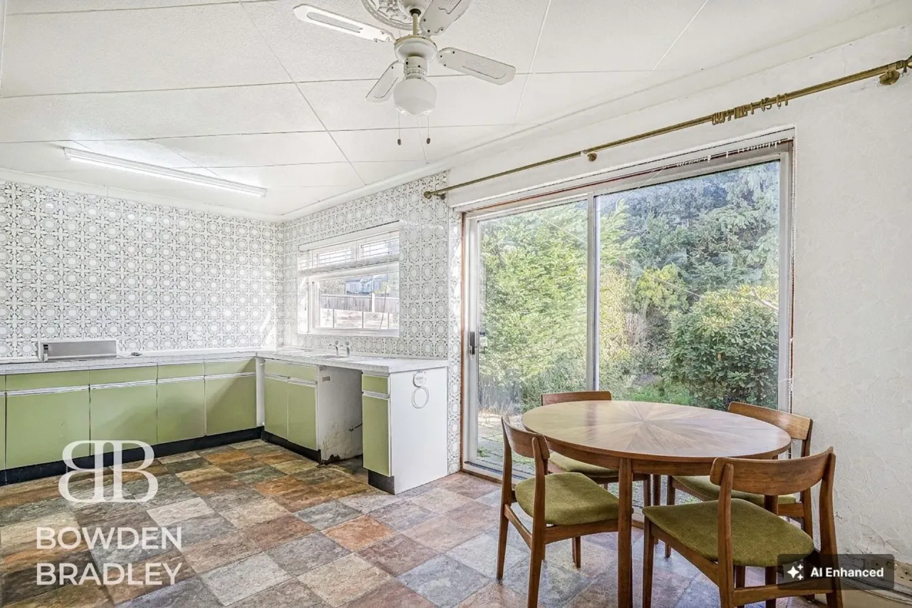Clinton Crescent, Hainault, IG6, photo 44