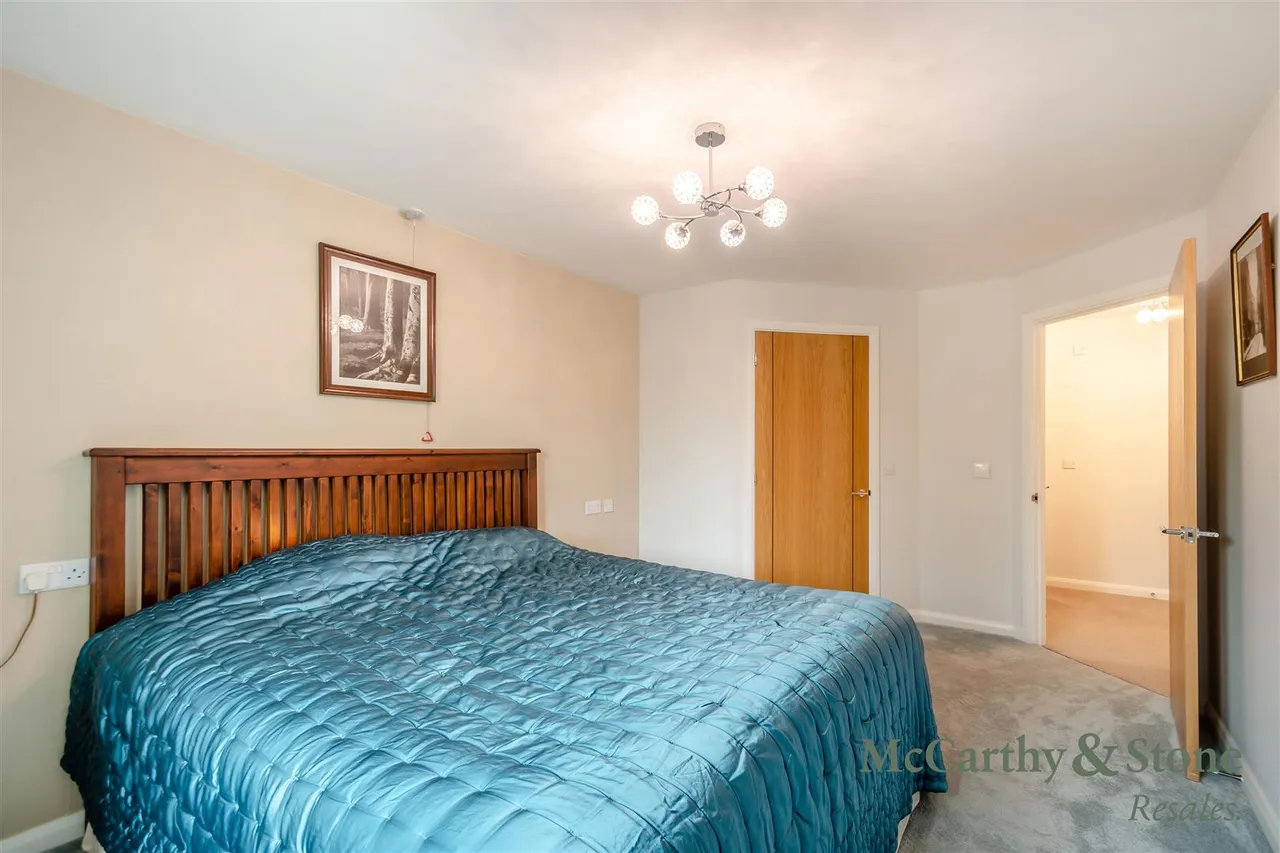 Squirrel Way, Shadwell, LS17, photo 8
