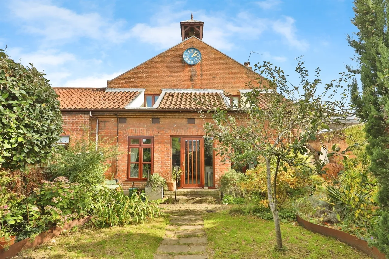 4 bed barn conversion for sale — Hall Drive, Old Catton, NORWICH