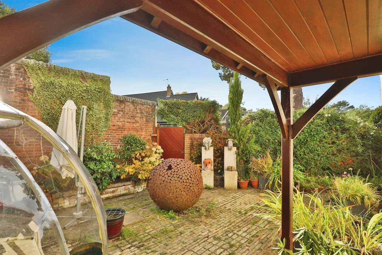 Hall Drive, Old Catton, NORWICH, photo 6