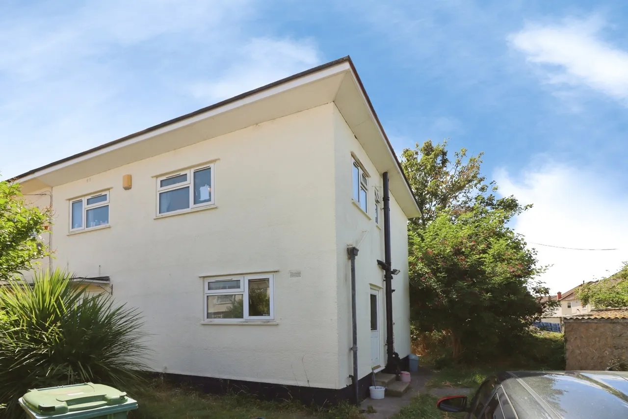 Hogarth Walk, Bristol, Somerset, BS7, photo 13