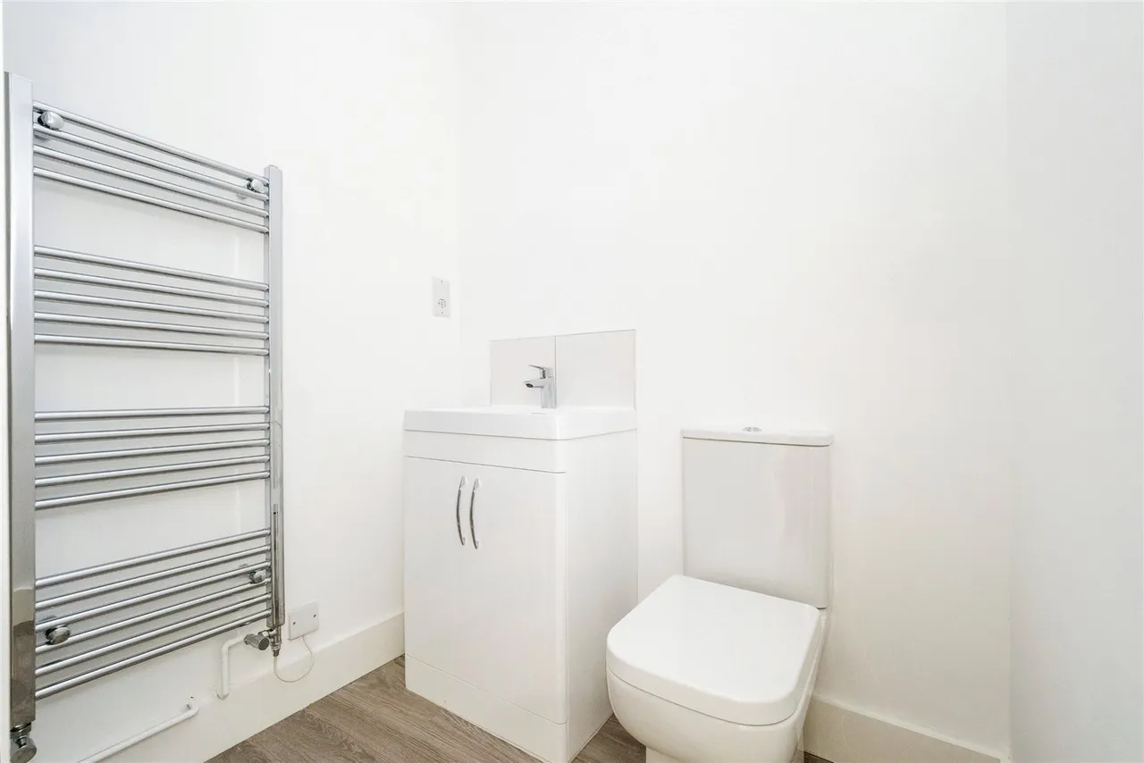 Hampton Road, Forest Gate, London, E7, photo 9