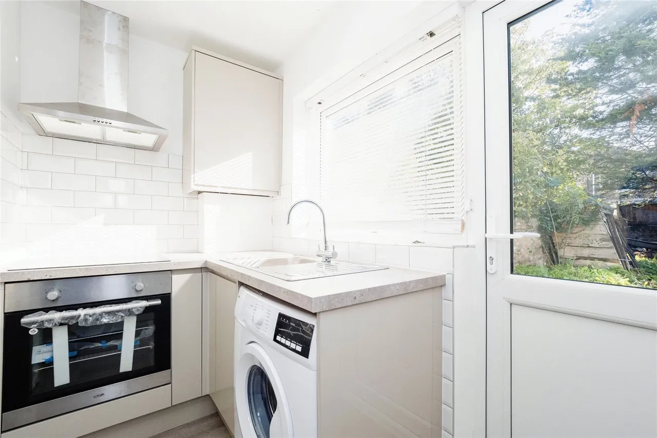 Hampton Road, Forest Gate, London, E7, photo 5