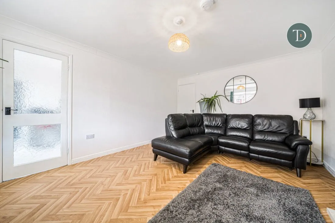 St. Marks Crescent, Great Sutton, CH66 2XD, photo 10