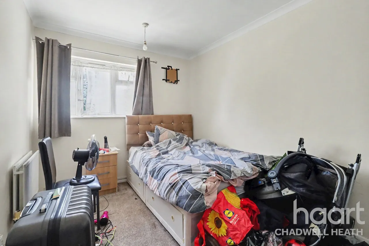 Eagle Avenue, Romford, RM6, photo 7