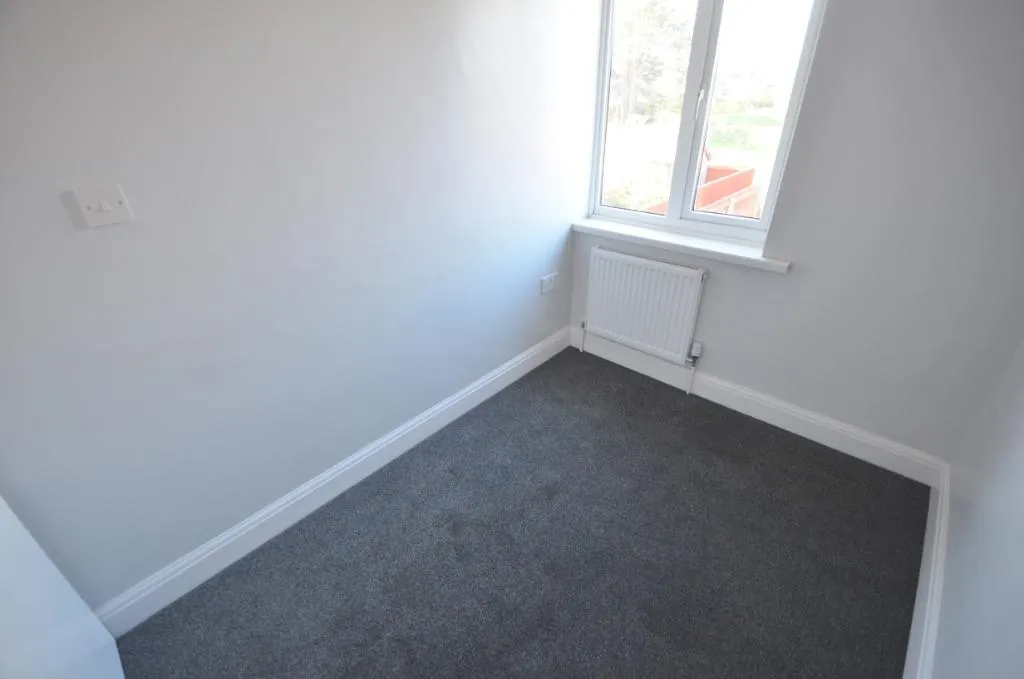 Chelmsford Avenue, Grimsby, DN34, photo 8