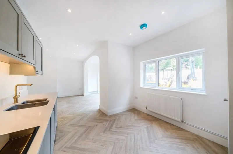 Foxley Lane, Purley CR8 3NB, photo 11
