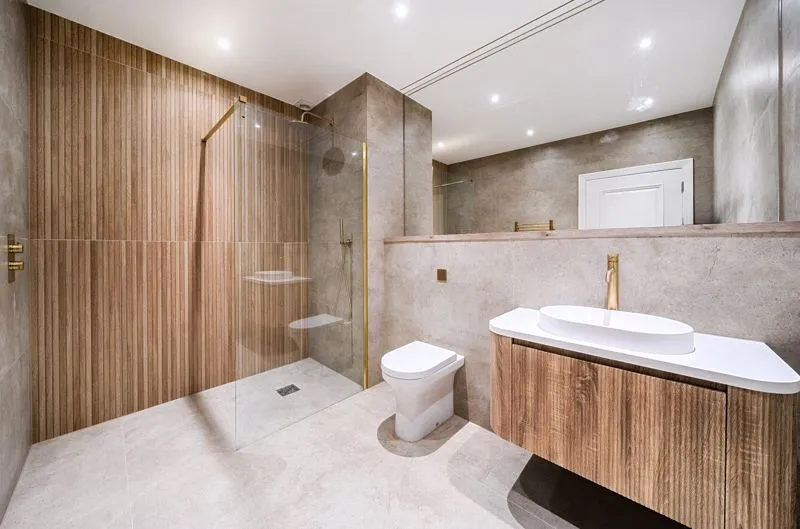 3 bed flat for sale — Foxley Lane, Purley CR8 3NB