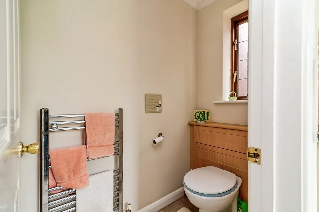 Killerton Park Drive, West Bridgford, NG2, photo 18