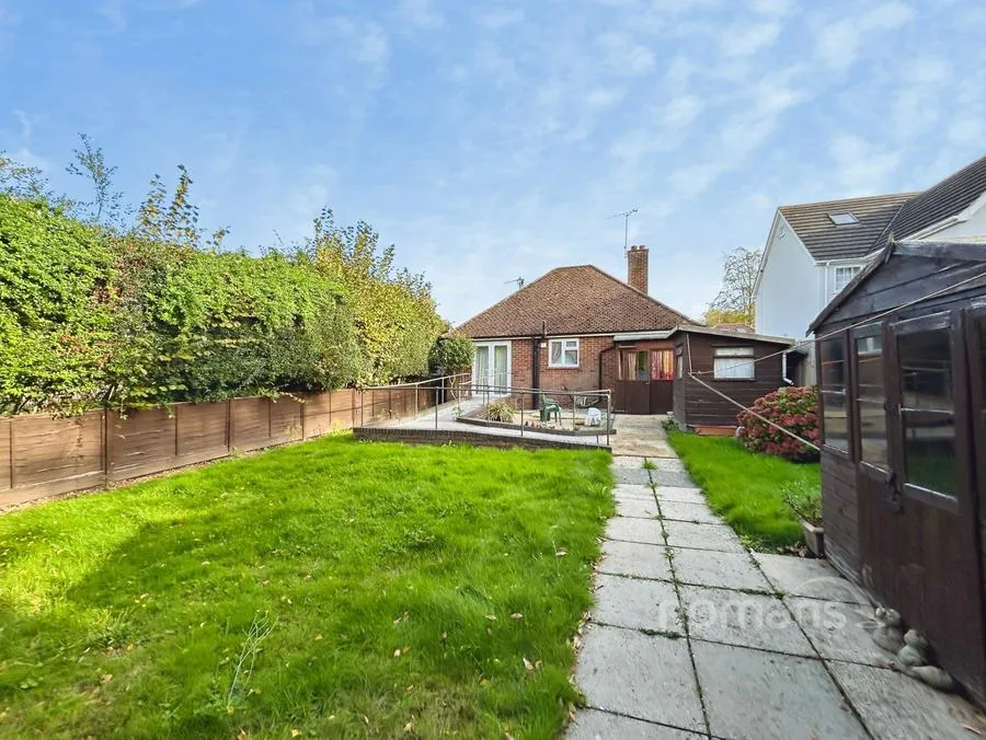 Connaught Road, Fleet, GU51, photo 6