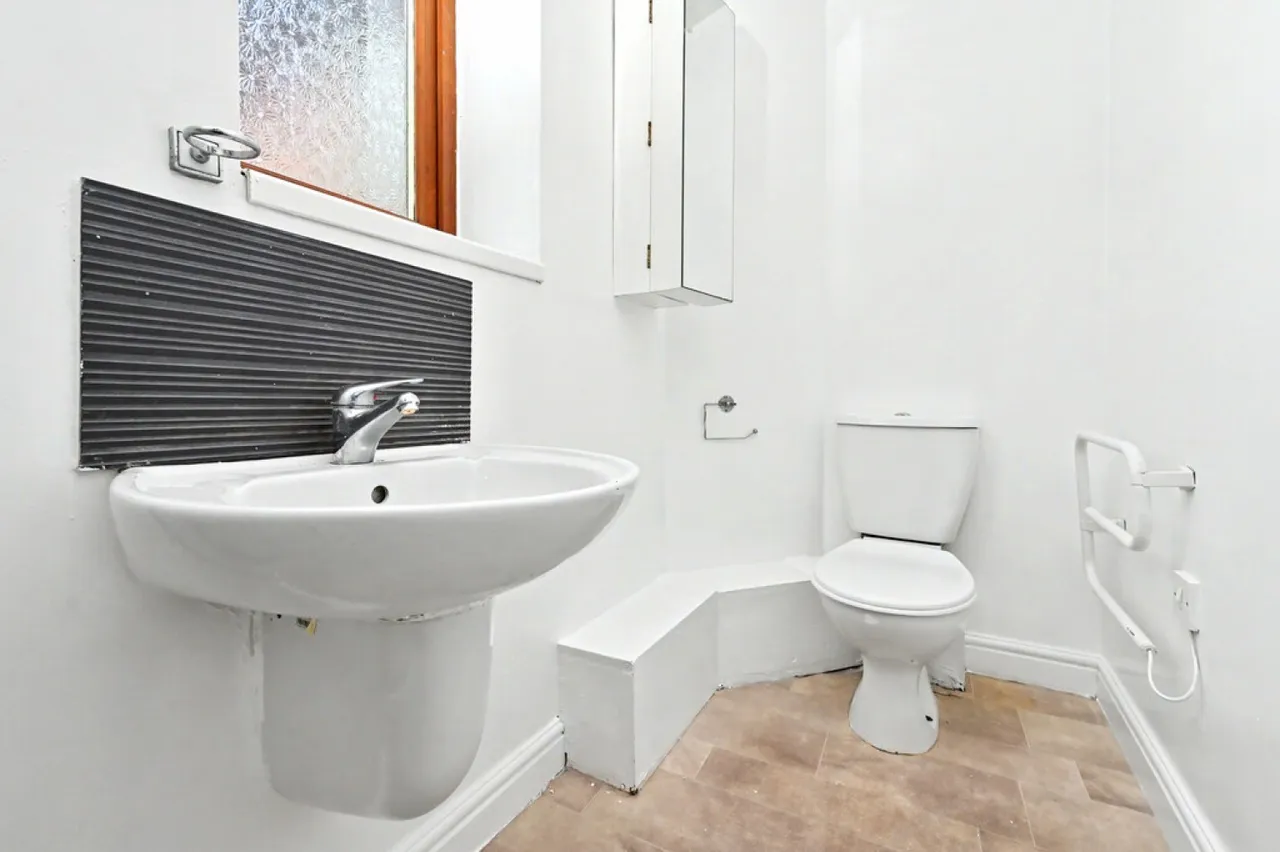 Bridgewater Court, Etruria Vale Road, Etruria, photo 8
