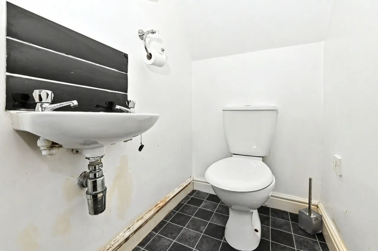 Bridgewater Court, Etruria Vale Road, Etruria, photo 12