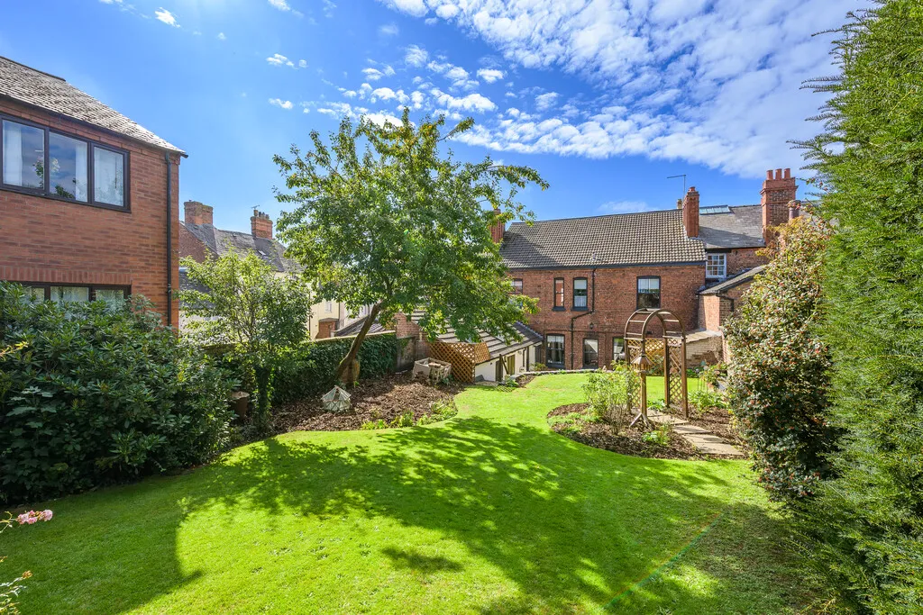 St. Marys Street, Whitchurch, photo 34