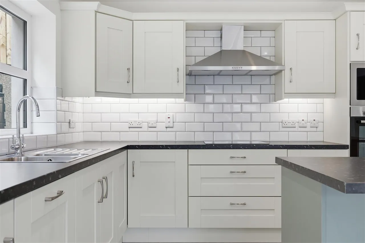 Moss Road, Ballynahinch, BT24, photo 12