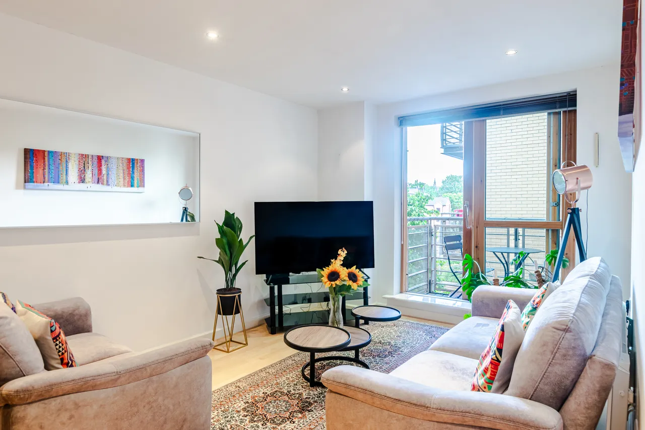 Bowman Lane, Leeds, LS10, photo 5