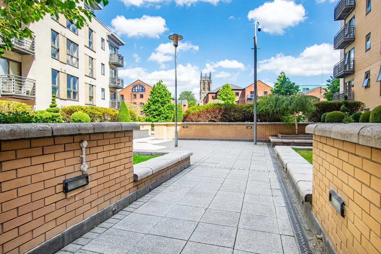 Bowman Lane, Leeds, LS10, photo 17