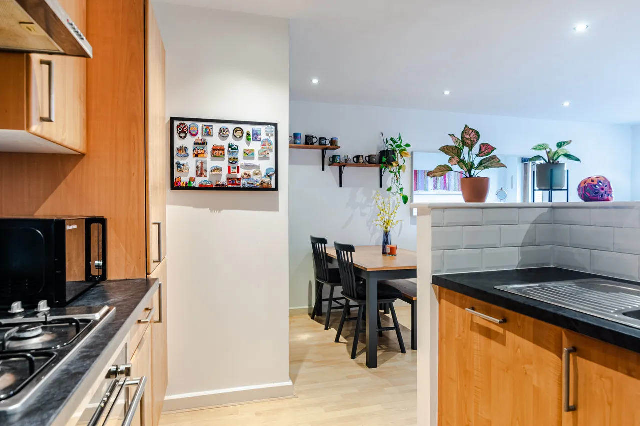 Bowman Lane, Leeds, LS10, photo 8