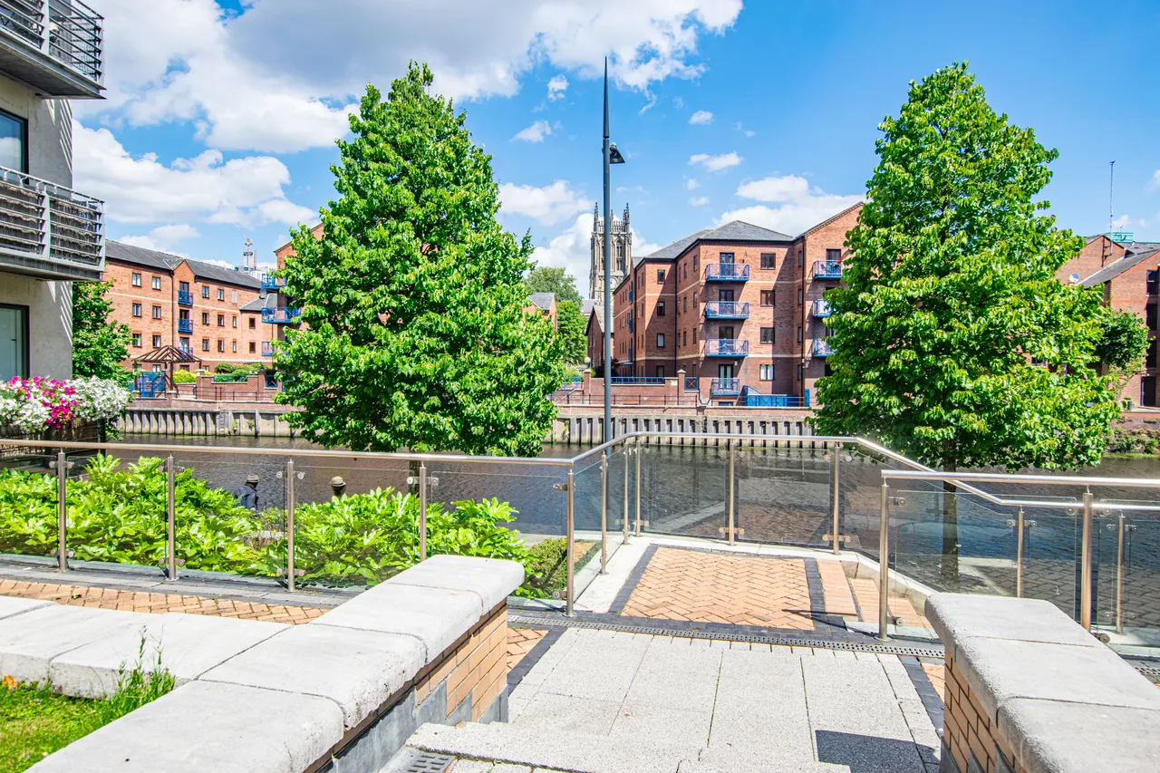 Bowman Lane, Leeds, LS10, photo 20