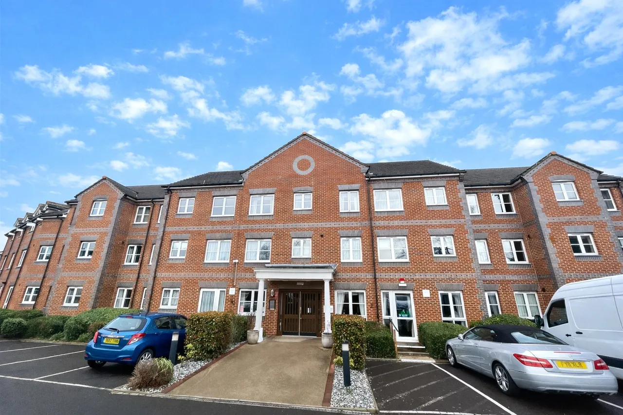 Marvels Lane, London, SE12, photo 9