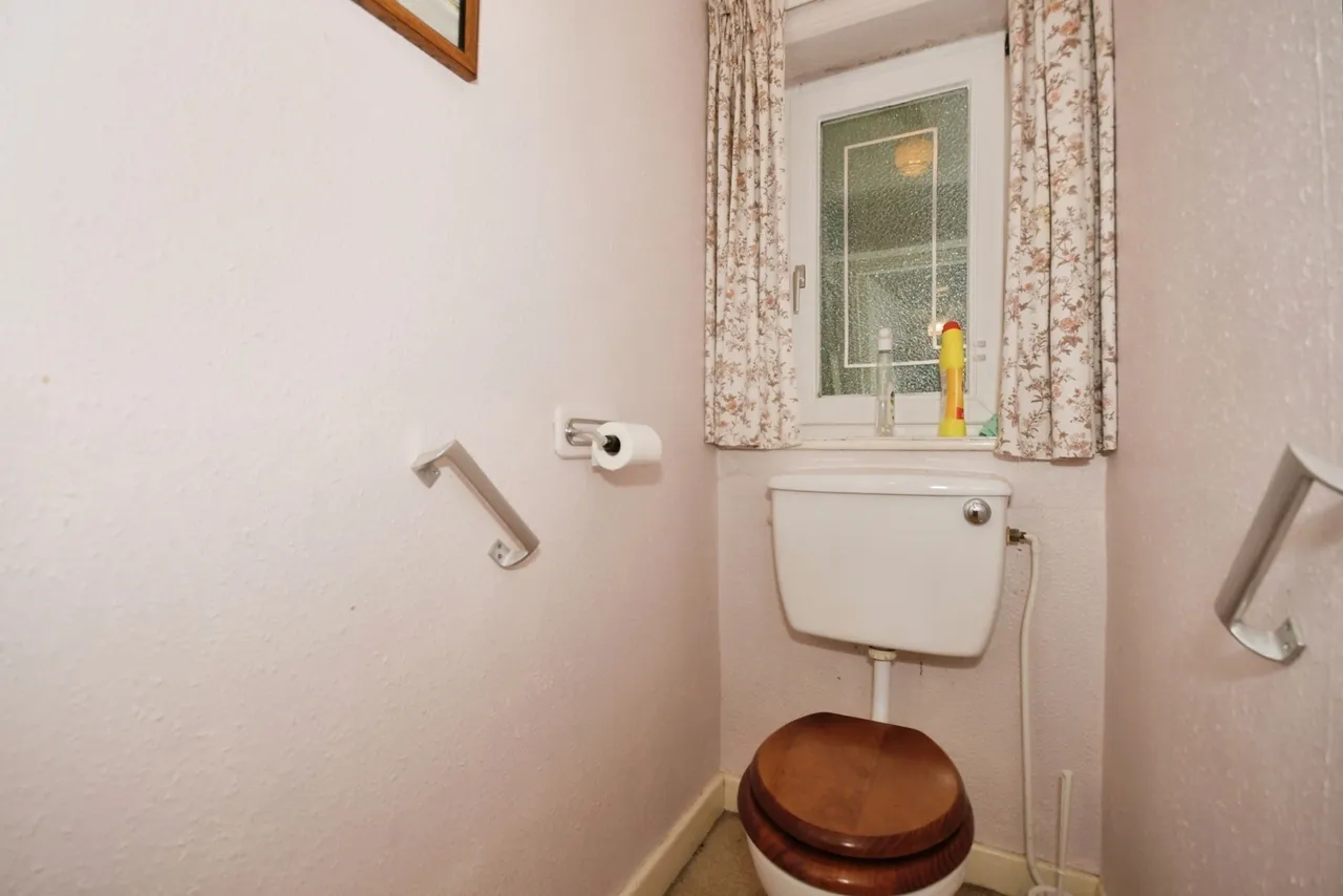 Norwood Close, CHESTERFIELD, Derbyshire, S41, photo 17