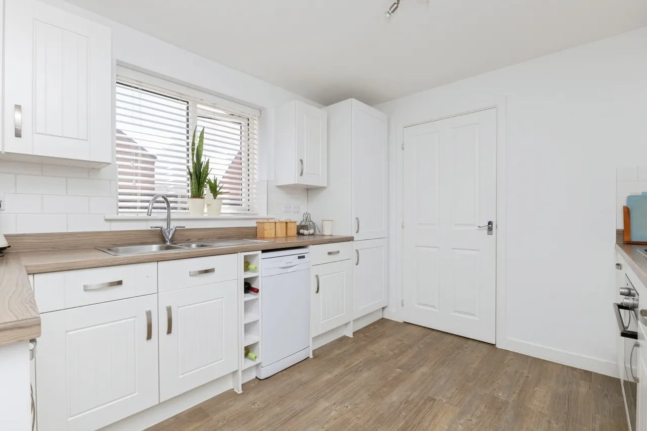 Reeve Way, Wymondham, Norfolk, NR18, photo 6