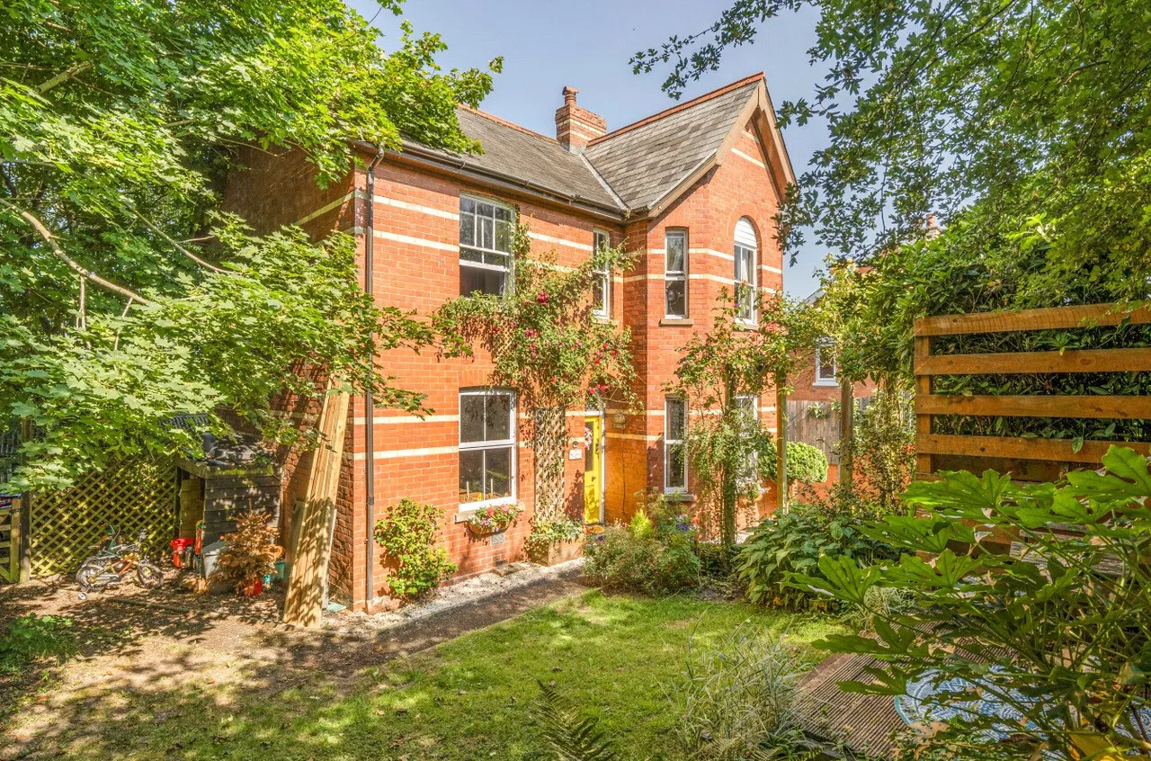 3 bed house for sale — Waterloo Road, Llandrindod Wells, Powys, LD1 6BL