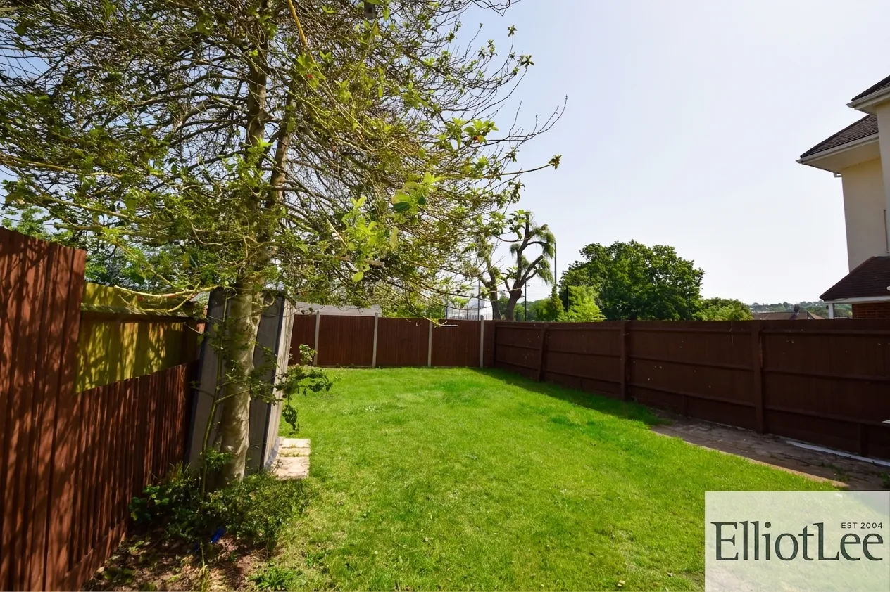 Shaftesbury Avenue, South Harrow, HA2, photo 6