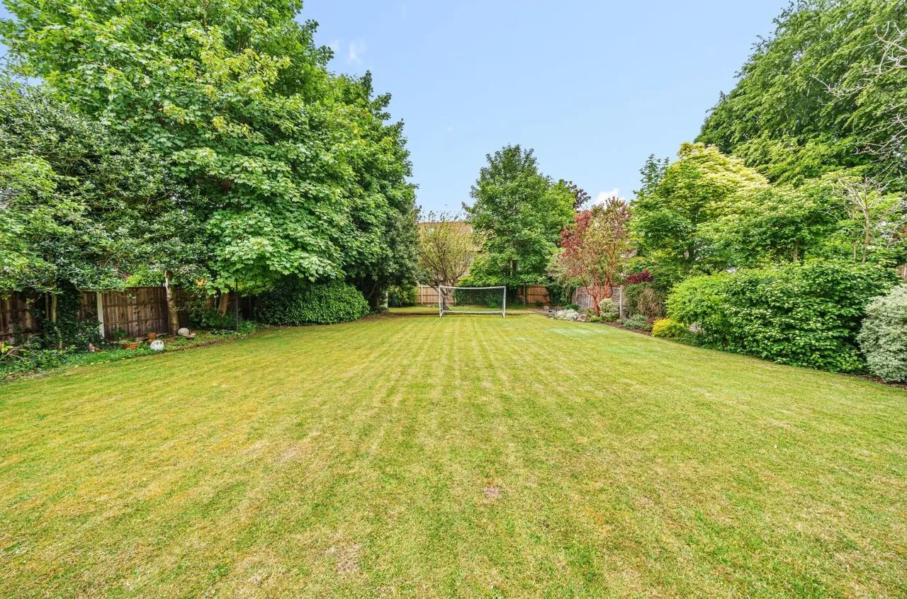 Cheyham Way, Cheam, SM2, photo 11