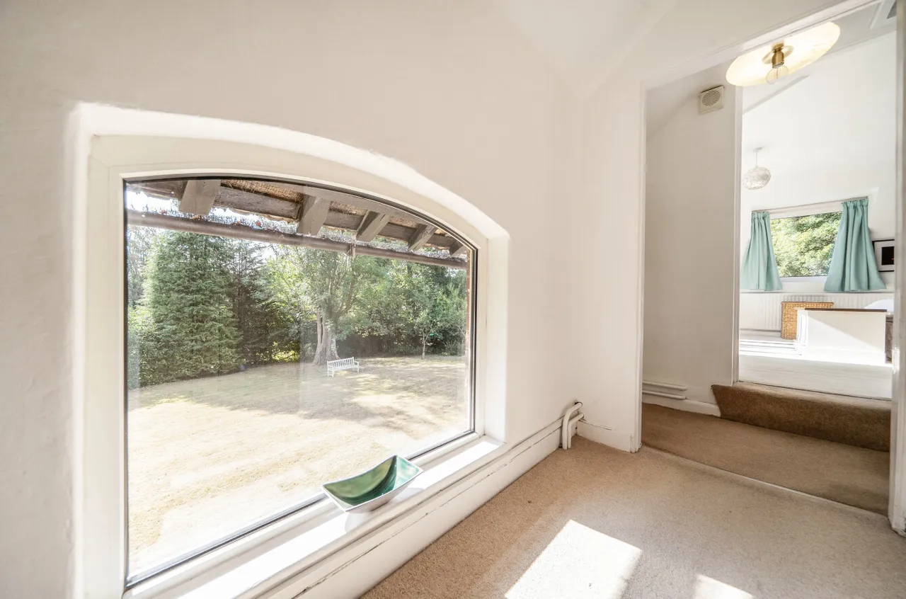Shovelstrode Lane, Ashurst Wood, East Grinstead, West Sussex, RH19 3PL, photo 22
