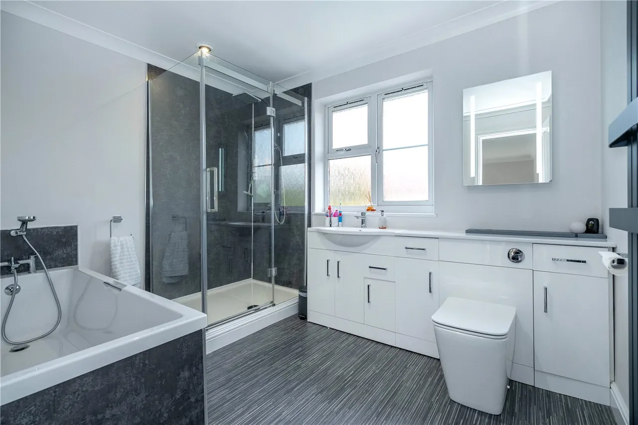 St. Johns Drive, Corby Glen, NG33, photo 15