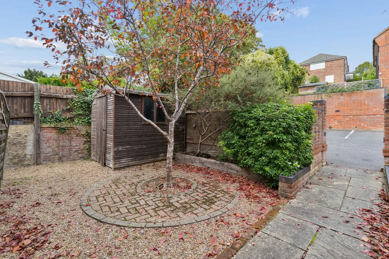 Totteridge Road, High Wycombe, HP13, photo 16