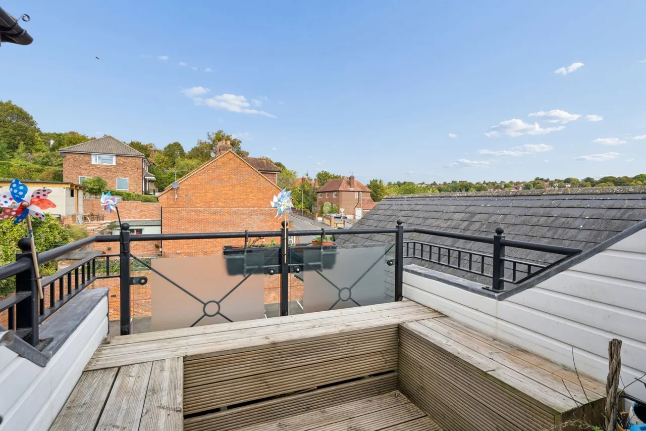 Totteridge Road, High Wycombe, HP13, photo 13