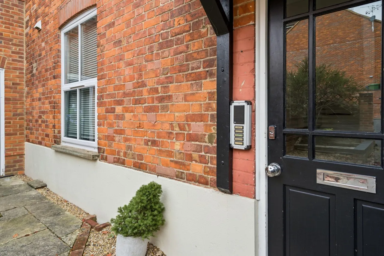 Totteridge Road, High Wycombe, HP13, photo 14
