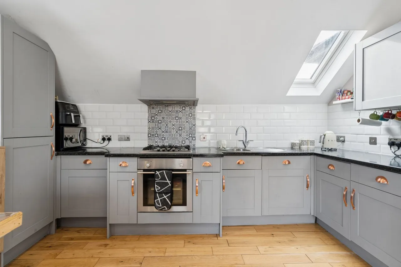 Totteridge Road, High Wycombe, HP13, photo 4