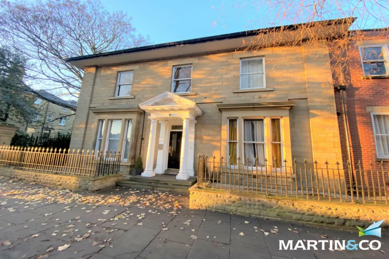 2 bed flat for sale — Wentworth Terrace, 3 Wentworth Terrace, Wakefield