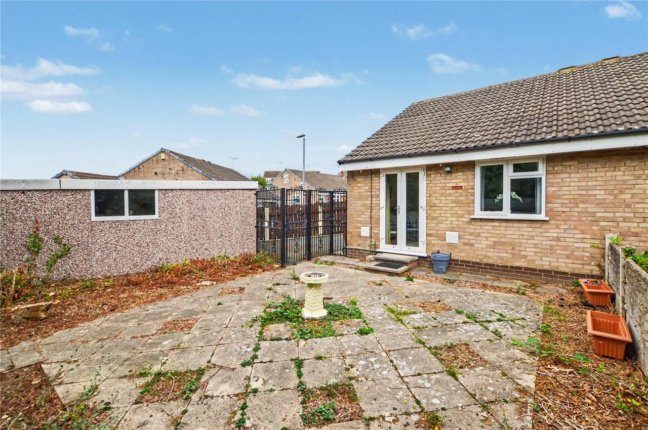 Wood Crescent, Rothwell, LS26, photo 14